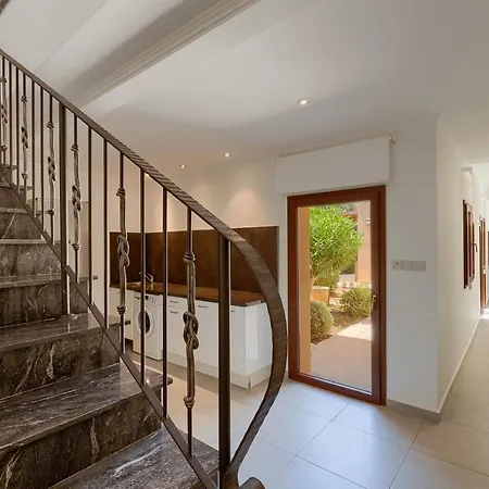 Villa Aphrodite Hills Superior Villas Superior 0298 Air Conditioning 5 Bedrooms *