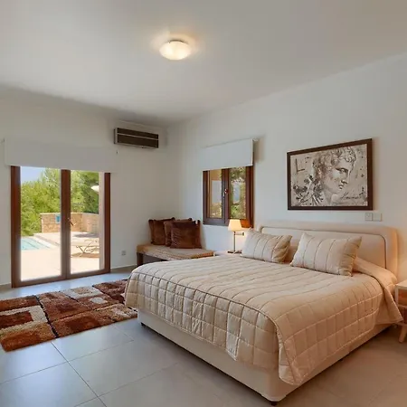 Aphrodite Hills Superior Villas Superior 0298 Air Conditioning 5 Bedrooms Paphos