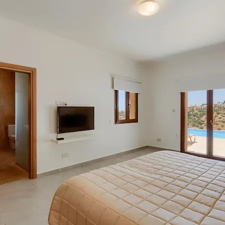 Willa Aphrodite Hills Superior Villas Superior 0298 Air Conditioning 5 Bedrooms